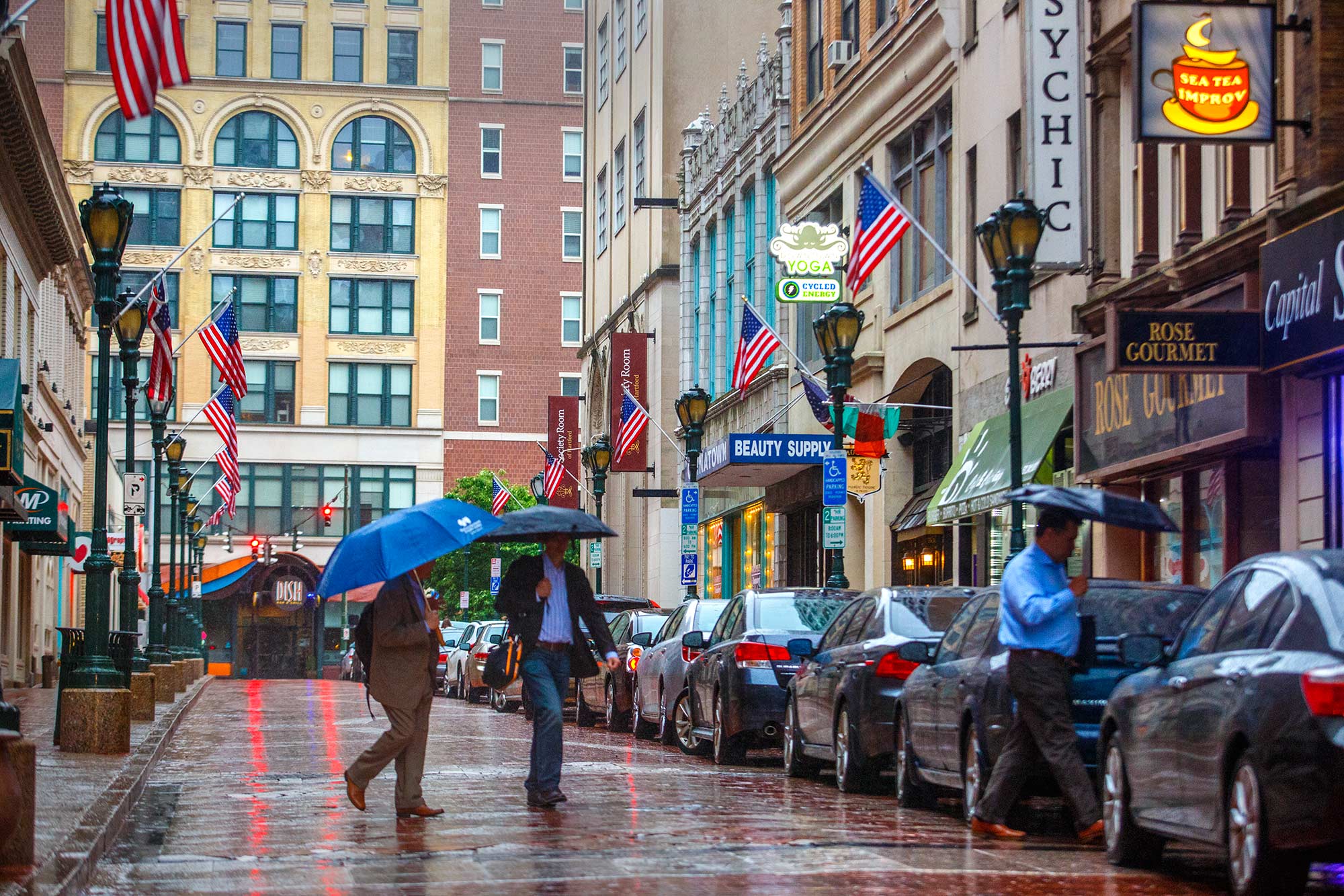 Rainy Pratt Street, Hartford, CT - 6/1/15